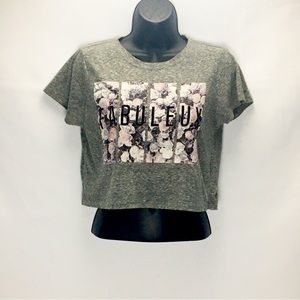 FOREVER 21 Gray Cropped Tee